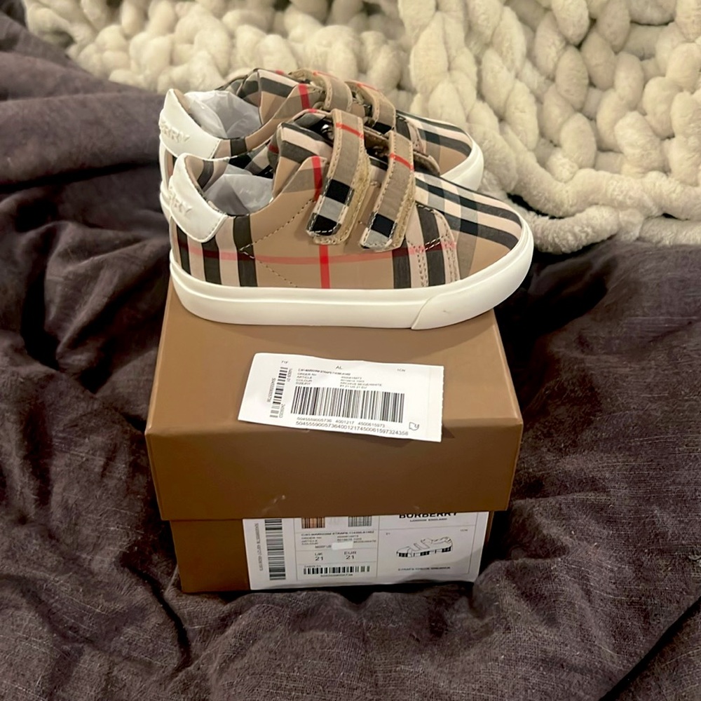 MARKHAM STRAPS TODDLER BURBERRY SHOE US/5